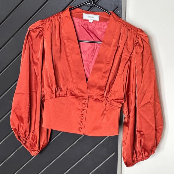 Rihoas crop top. Size S. Silk Satin feel. Worn only once! Almost NEW! - Picture 1 of 4